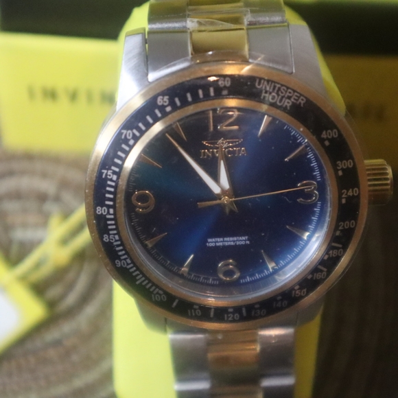 Invicta Specialty 38533 Men's Two-Tone Watch - Picture 3 of 6